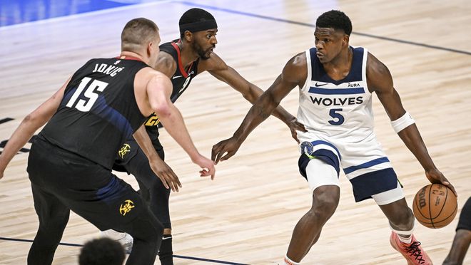 接应与边后 接应与边后