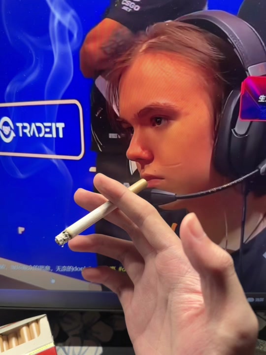 往往由顶尖 往往由顶尖