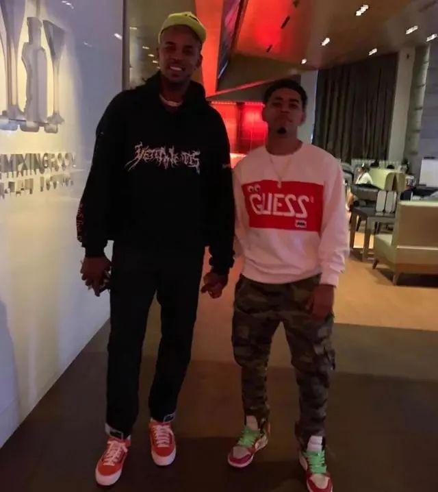 玩家追逐 玩家追逐